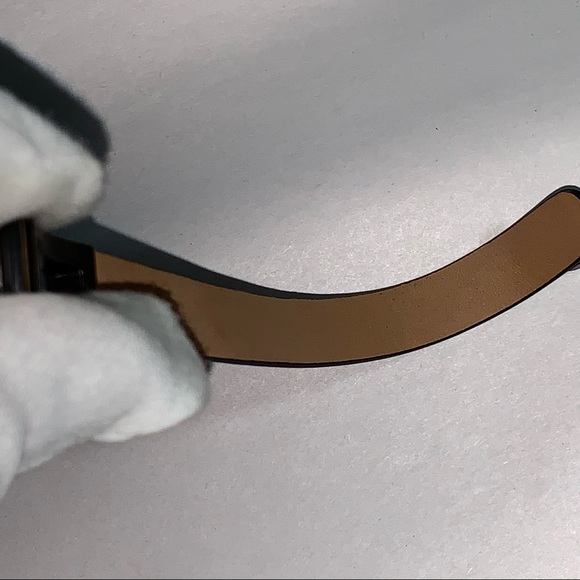 CHANEL re-issue black Mademoiselle Turn-lock CUFF BRACELET - Picture 8 of 16